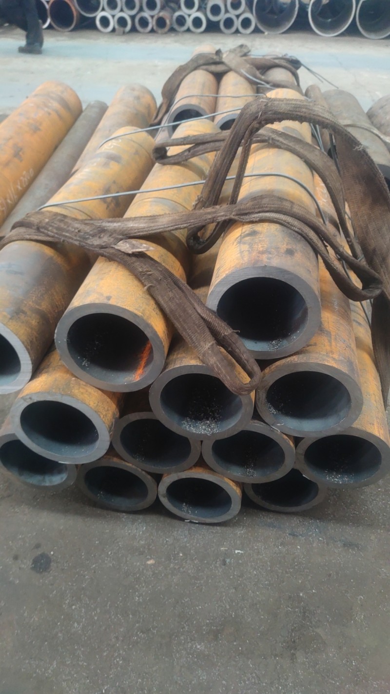 建阳建阳建阳15CrMoG无缝钢管切割